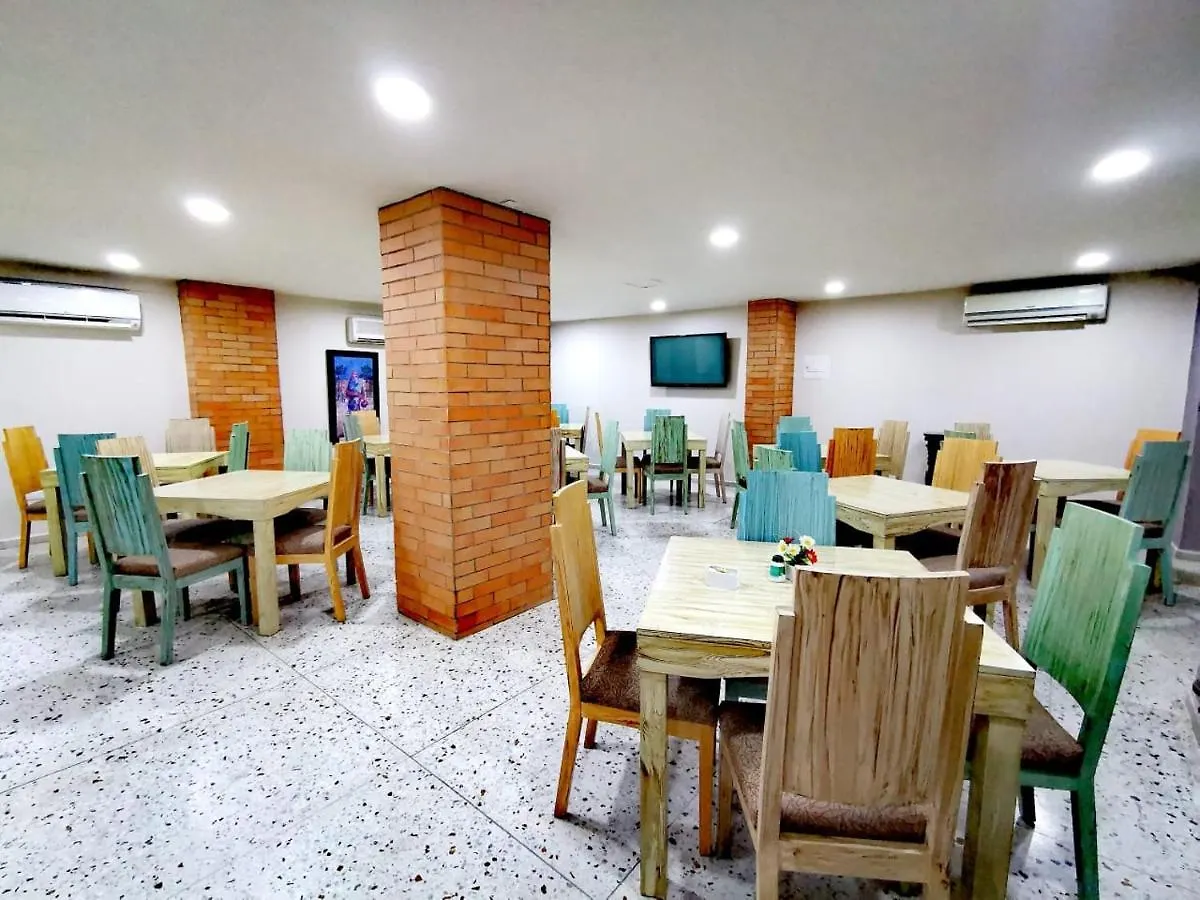 Hotel Torre Del Prado 巴兰基亚 3*,  哥伦比亚