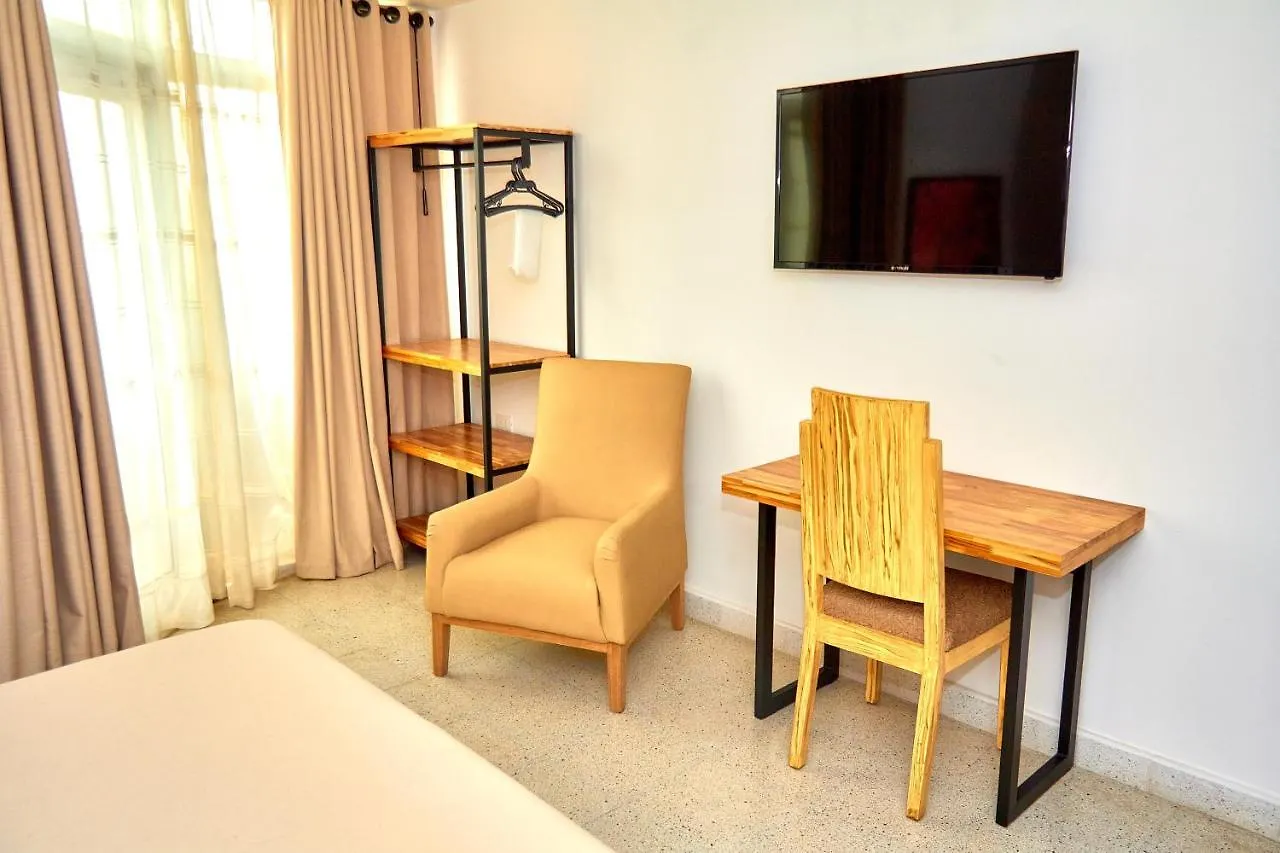 Hotel Torre Del Prado 巴兰基亚